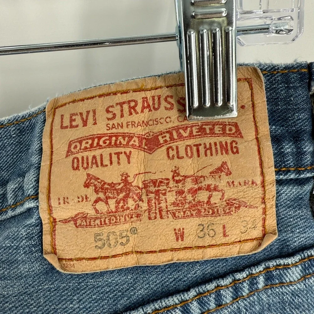 Vintage Levi's 505 Regular Fit Jeans Mens 36x34 Blue Denim Cotton Straight Leg‎